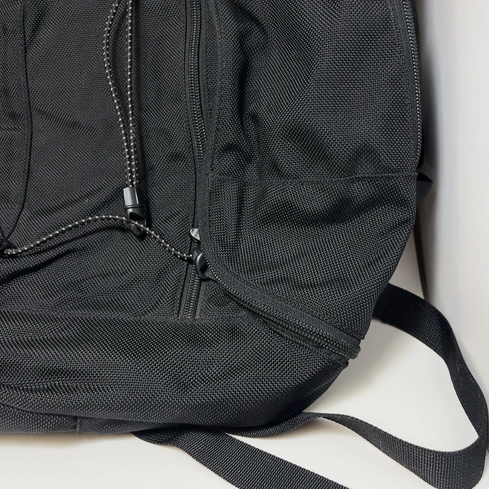 MEC Unisex Convertible Carry On Convertible Backpack In Black Color